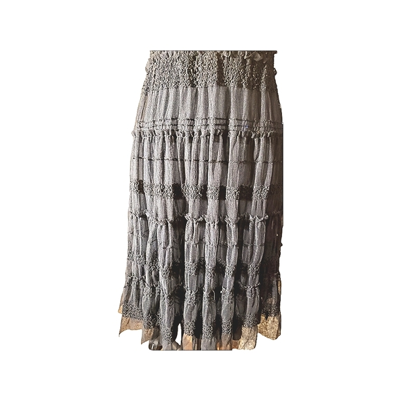 Beautiful BLACK Lace Dress.  Tired Skirt - Picture 8 of 12